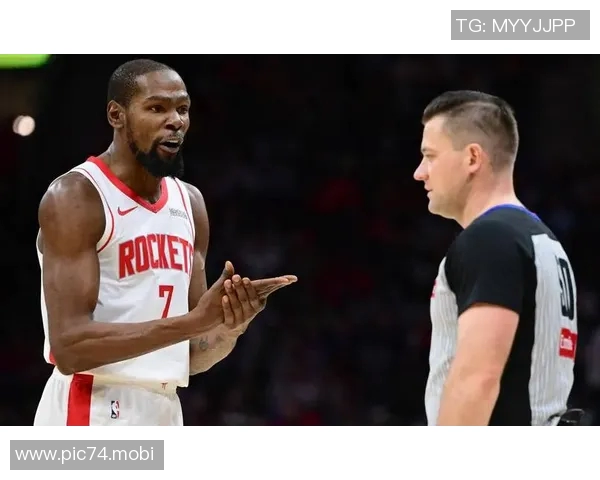 杜兰特再次拼了老命帮助火箭获胜!申京怒摘两板,火箭的未来何在 杜兰特再次拼了老命帮助火箭获胜!申京怒摘两板,火箭的未来何在